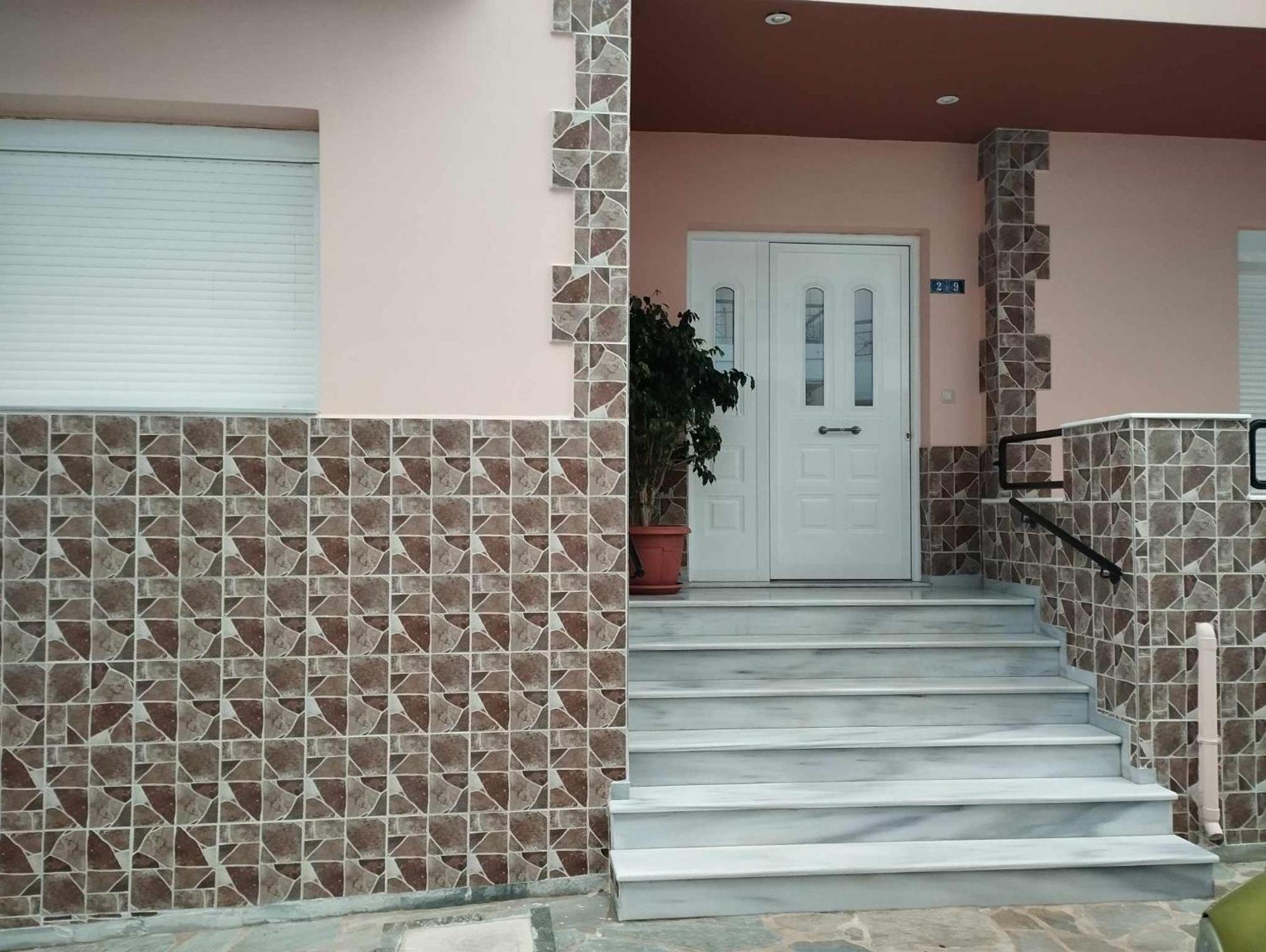Klio'S Apartment Lavrion Bagian luar foto